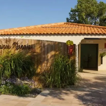 Mobil-home A - 5 Pers. - Api-1-52-1629 * Notre-Dame-de-Monts