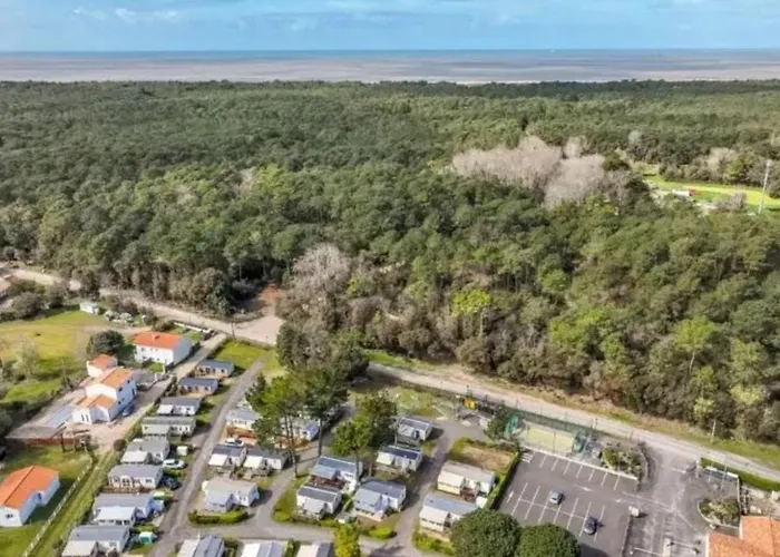 Mobil-home A - 5 Pers. - Api-1-52-1629 * Notre-Dame-de-Monts